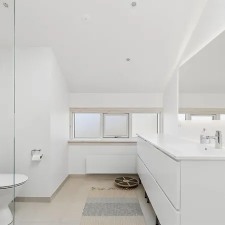Vamika - 300m From The Sea By Interhome 펜션 *